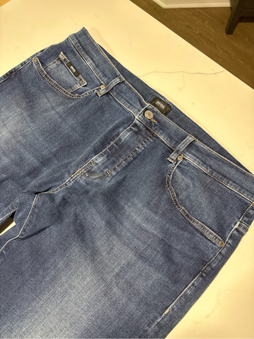 Hugo Boss Blue Kansas Denim Jeans with Red Pocket Lining 36x30